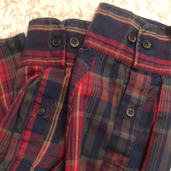 Arrow Long Sleeve Plaid Button Down Shirt - Picture 4 of 8